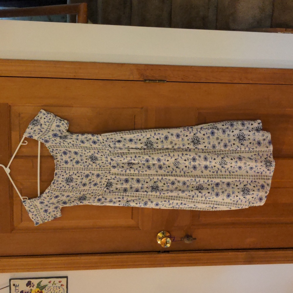 Old Navy Periwinkle Floral Shirred Off Shoulder Cap Sleeve Dress Size L - Picture 2 of 10